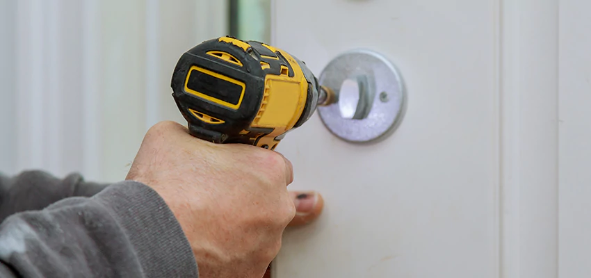 Street Locksmith For Smart Lock Repair in Piedmont, CA